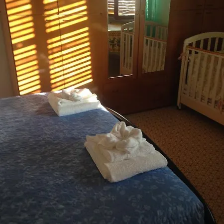 La Terrazza Al Tramonto Citra דירה