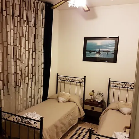 La Terrazza Al Tramonto Citra דירה